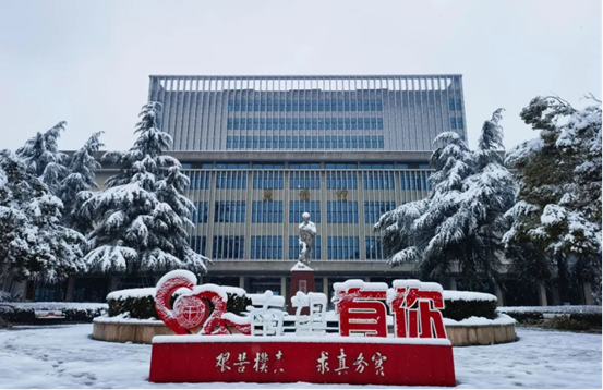 说明: //rcb.dirtycomic.net/__local/D/A5/45/98248106BC471E07CC42AE311B4_DA595AE8_12F5E6.png