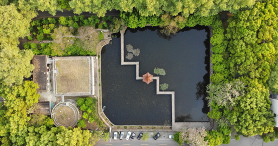 说明: //rcb.dirtycomic.net/__local/5/42/BA/740770D45BFB3C6540582CC6628_45A0888A_F5D02.png